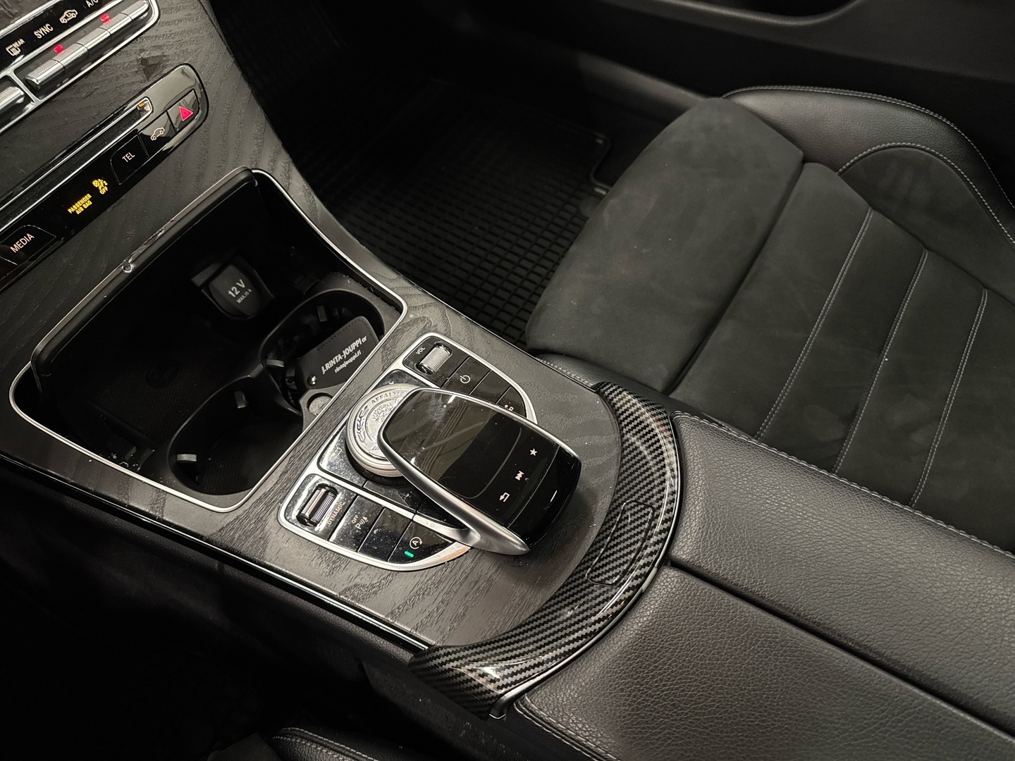 MERCEDES-BENZ C 2017