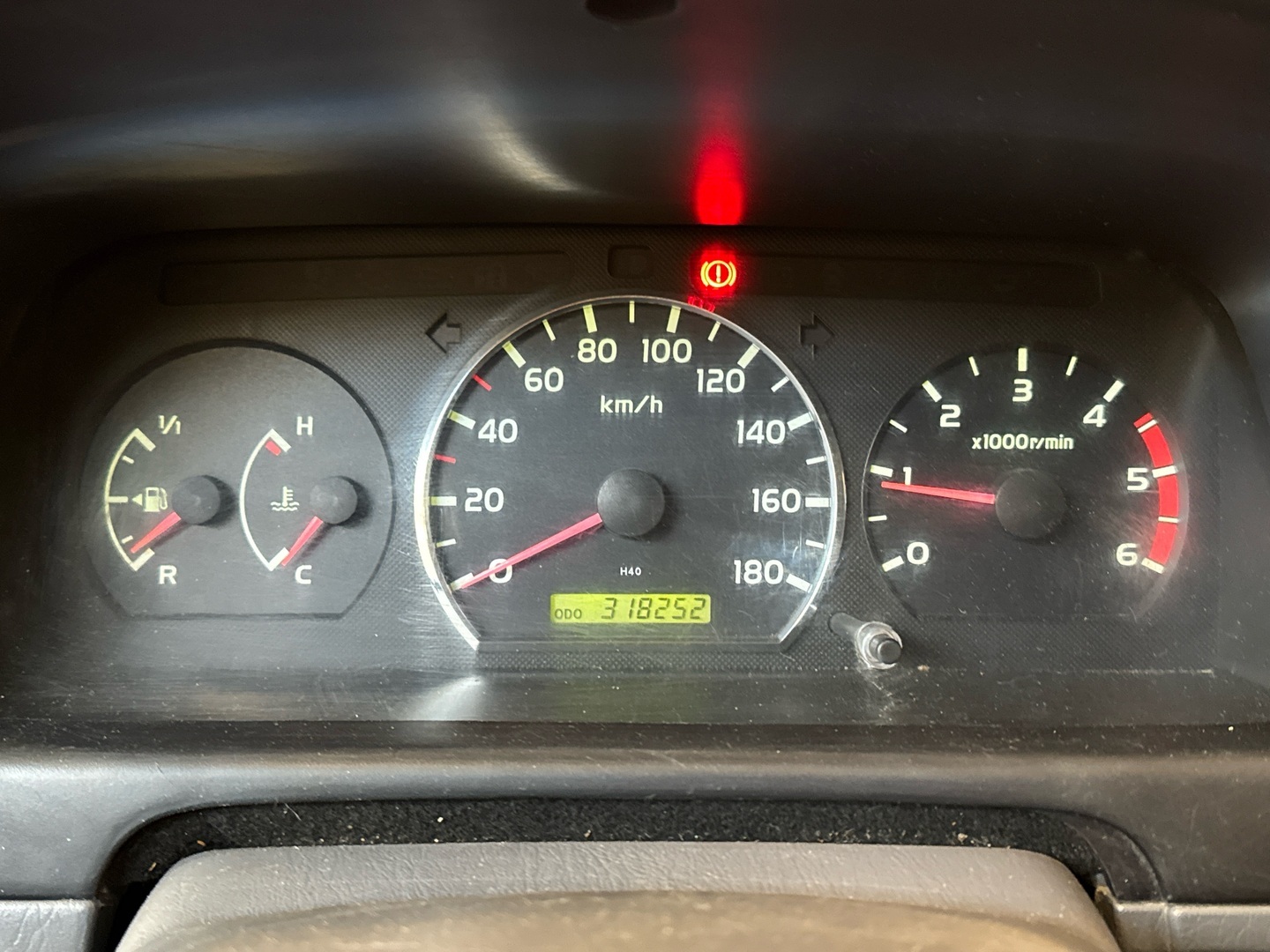 TOYOTA Hiace 2010