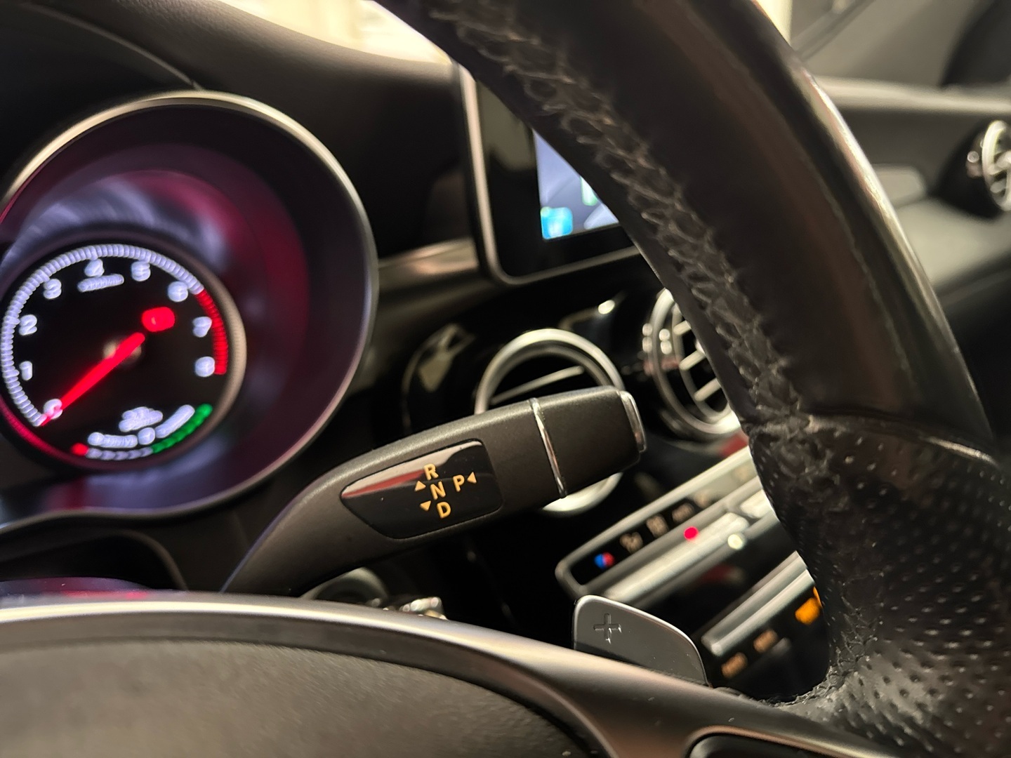 MERCEDES-BENZ GLC 2016