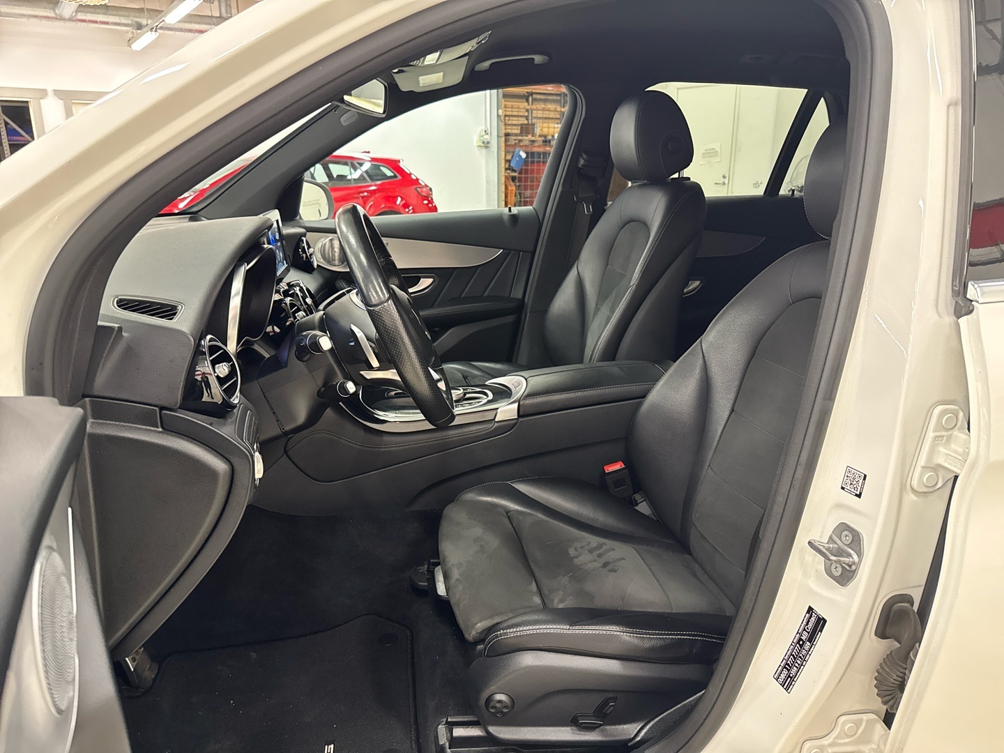 MERCEDES-BENZ GLC 2016