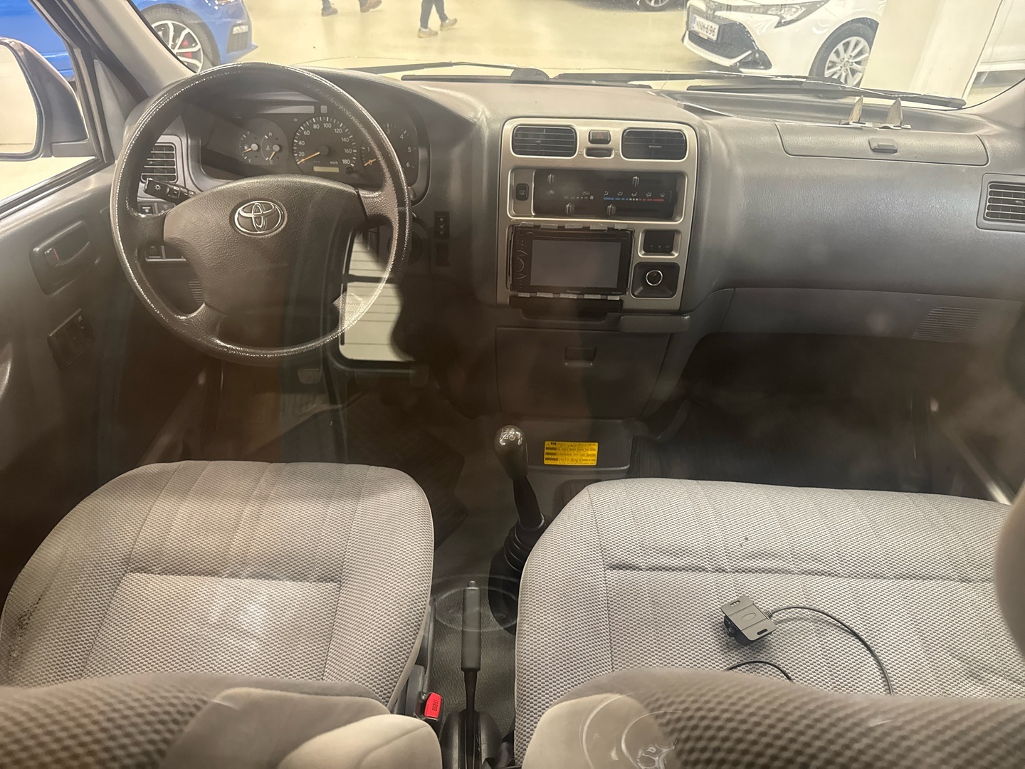 TOYOTA Hiace 2007