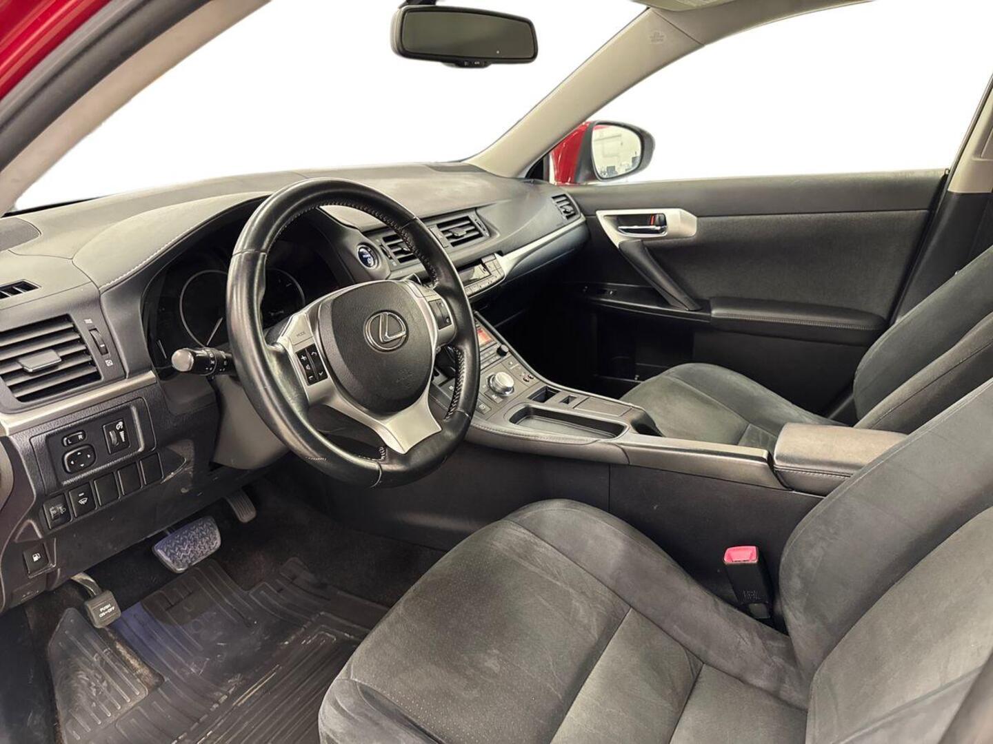 LEXUS CT 2011