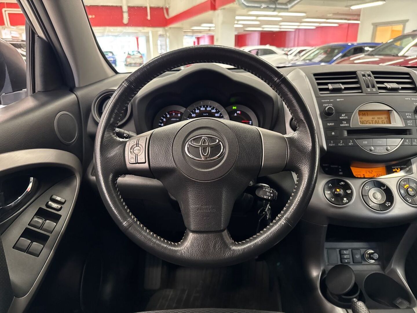 TOYOTA RAV4 19