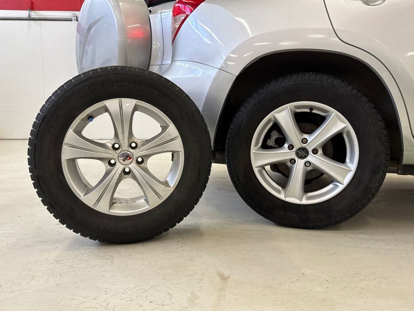 TOYOTA RAV4 30