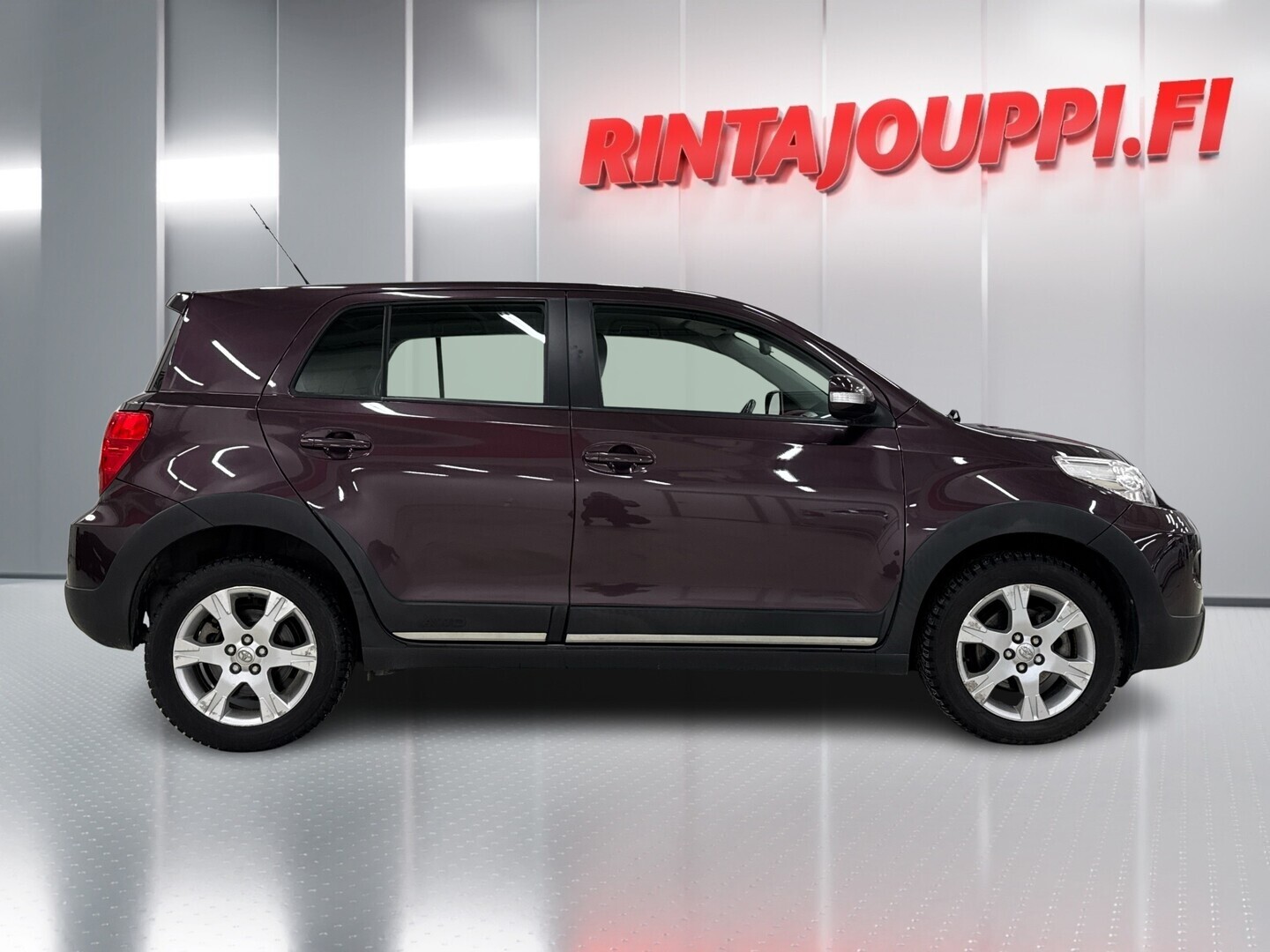 TOYOTA Urban Cruiser 2011