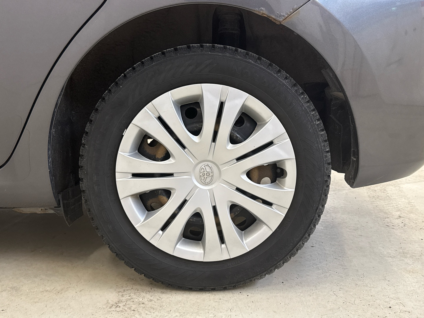 TOYOTA Auris 2010