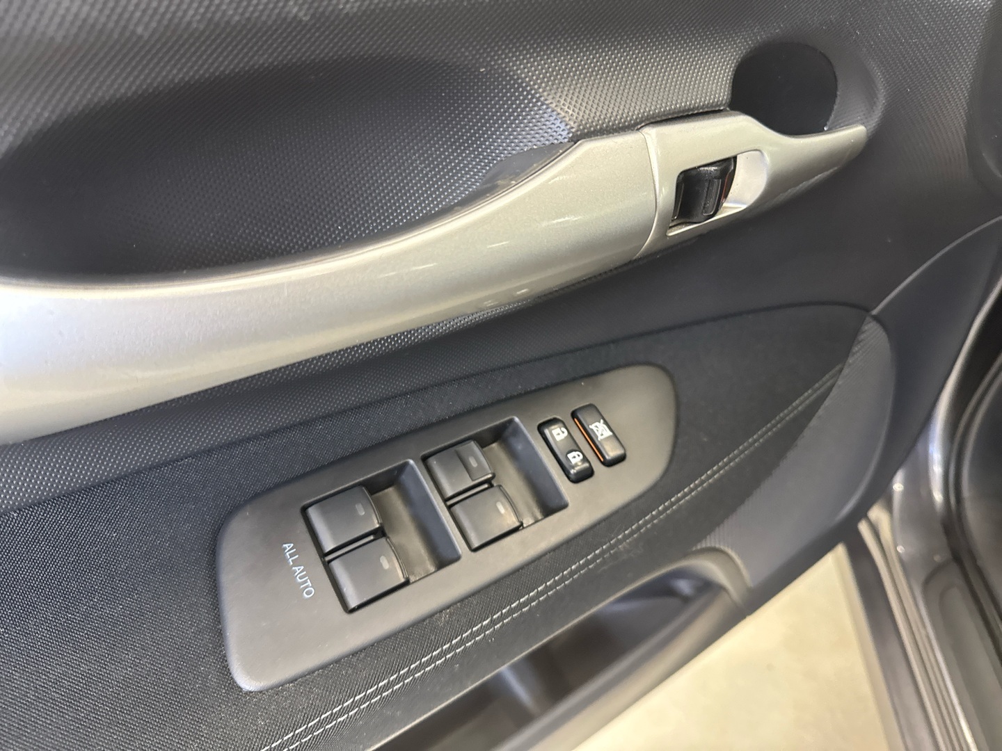 TOYOTA Auris 2010
