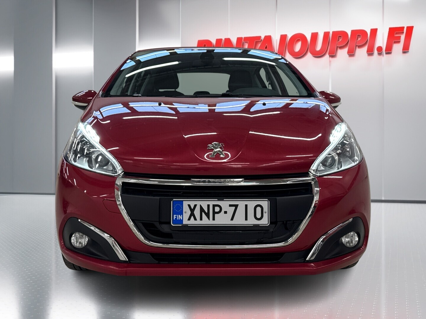 PEUGEOT 208 2015