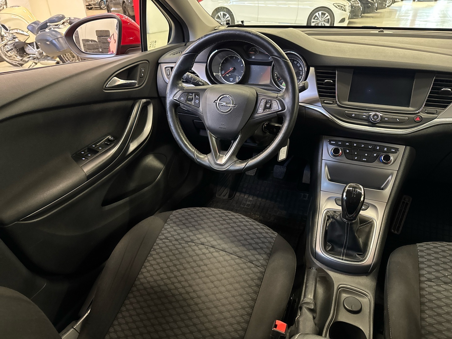 OPEL Astra 2017