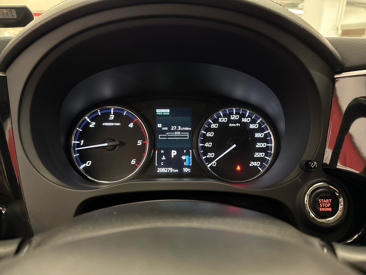 MITSUBISHI Outlander 2016