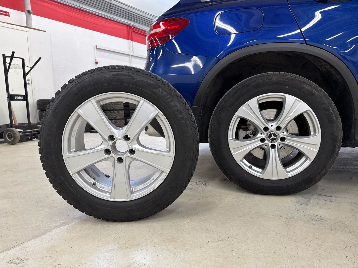 MERCEDES-BENZ GLC 2017