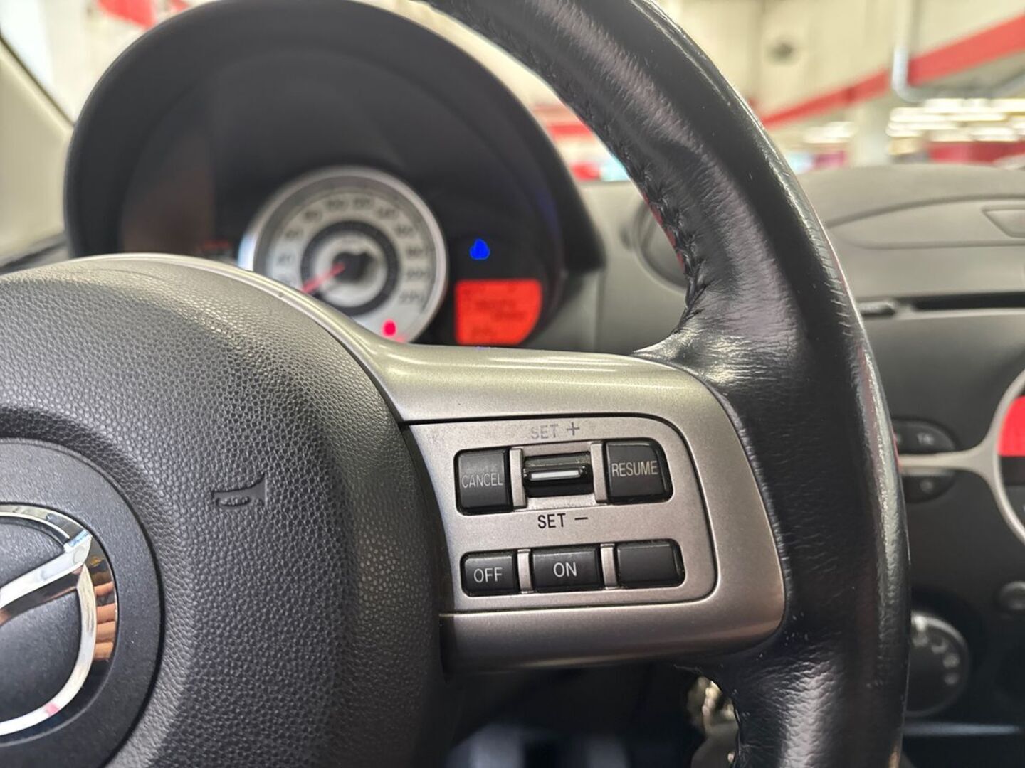 MAZDA Mazda2 2008