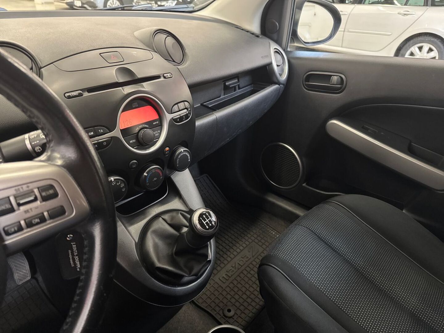 MAZDA Mazda2 2008