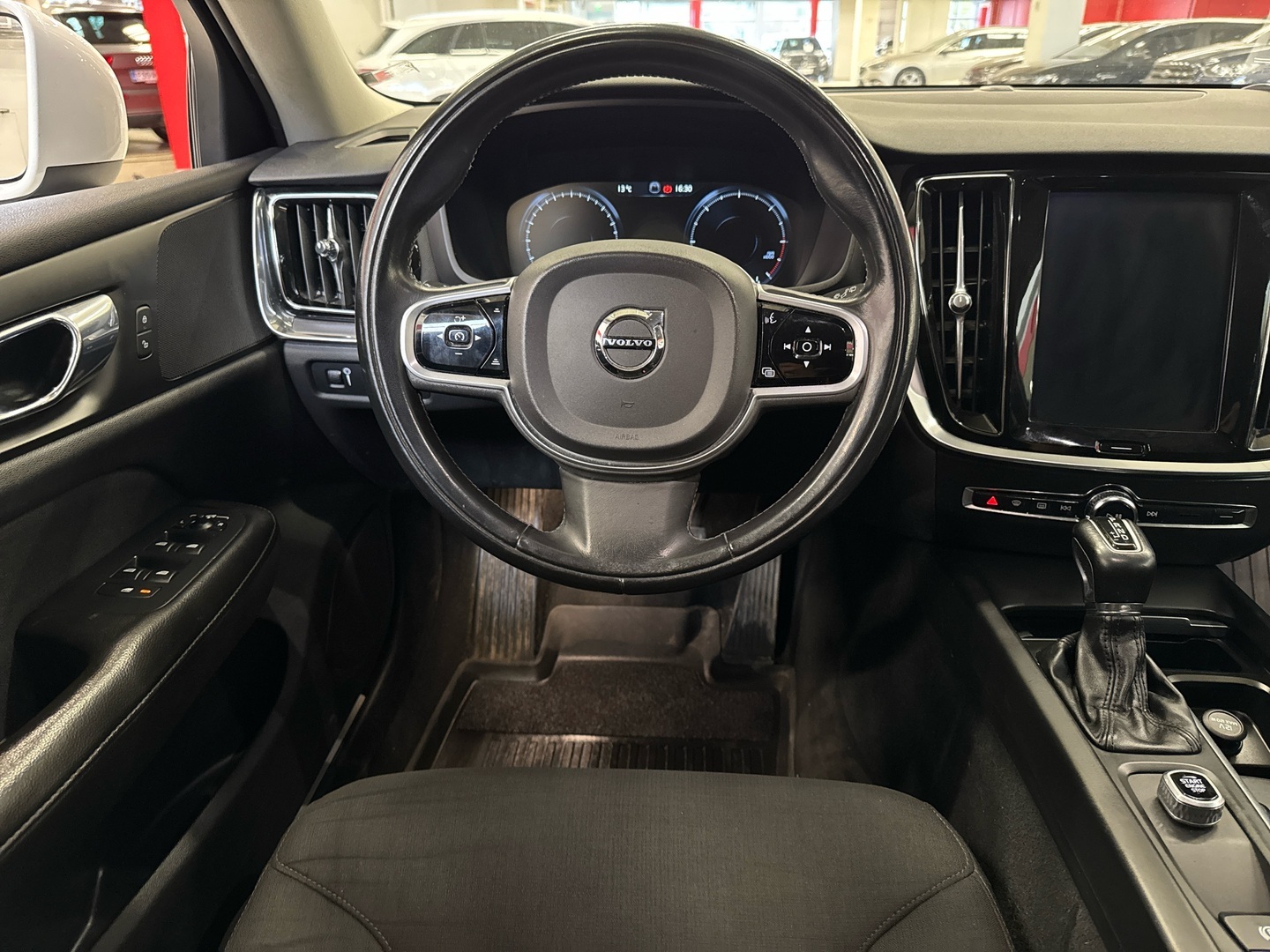 VOLVO V60 Cross Country 2019