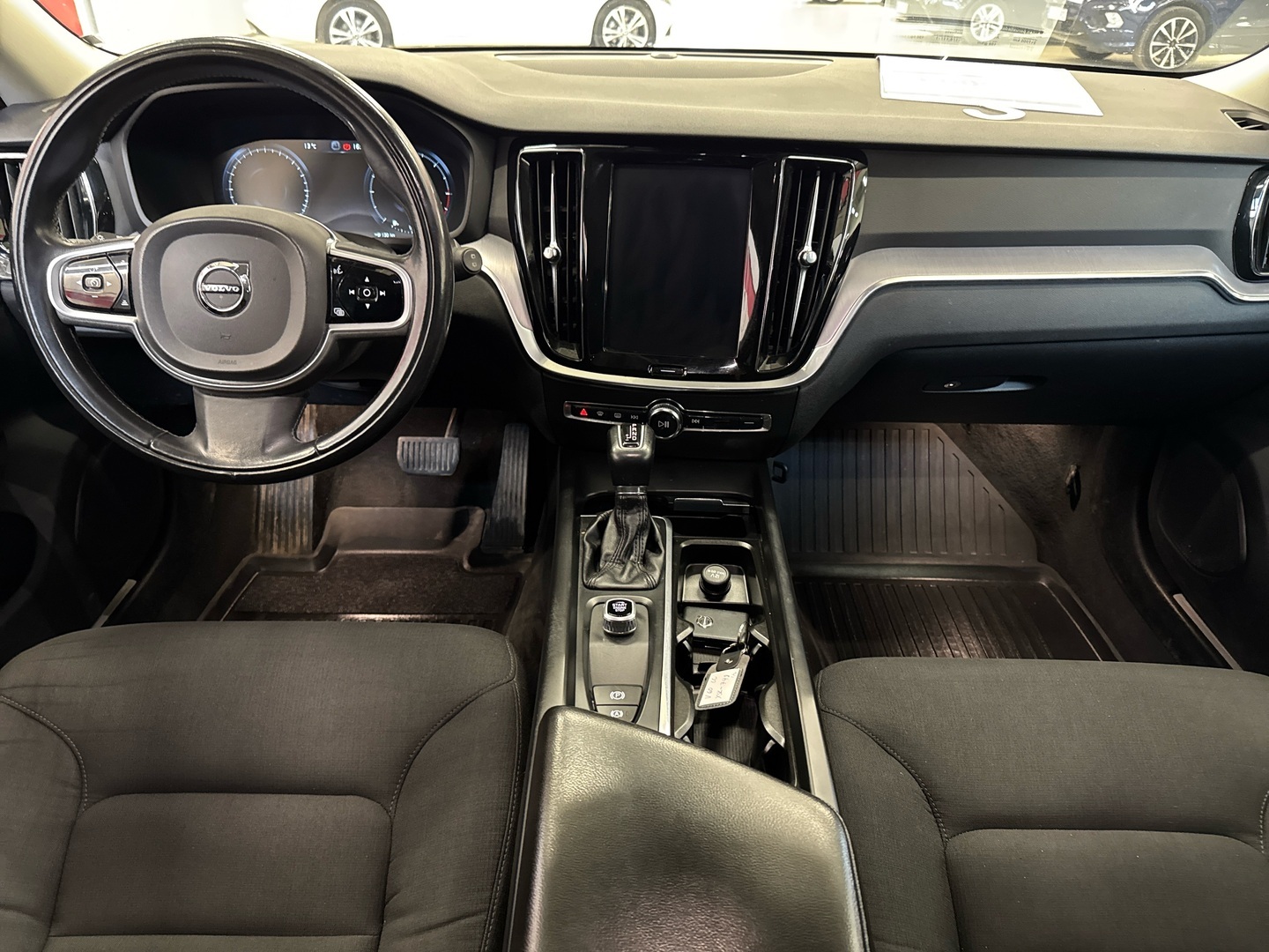 VOLVO V60 Cross Country 2019