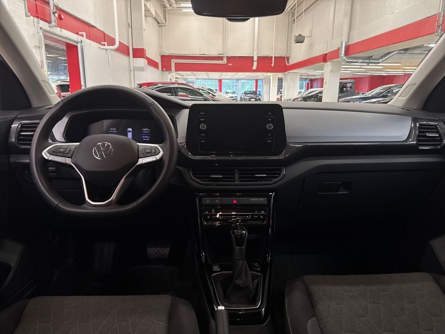 VOLKSWAGEN T-Cross 2024