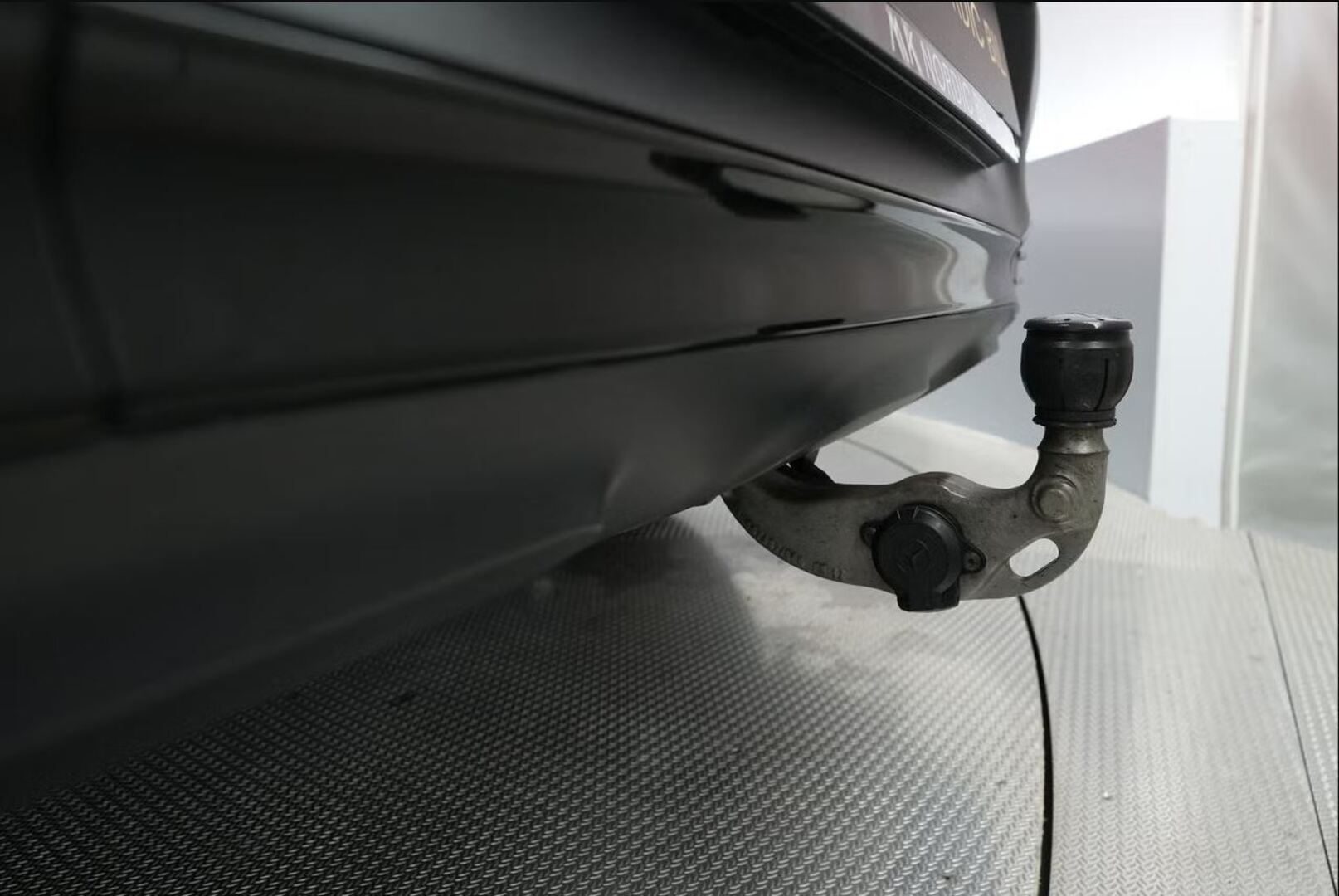 MERCEDES-BENZ EQE SUV 2023