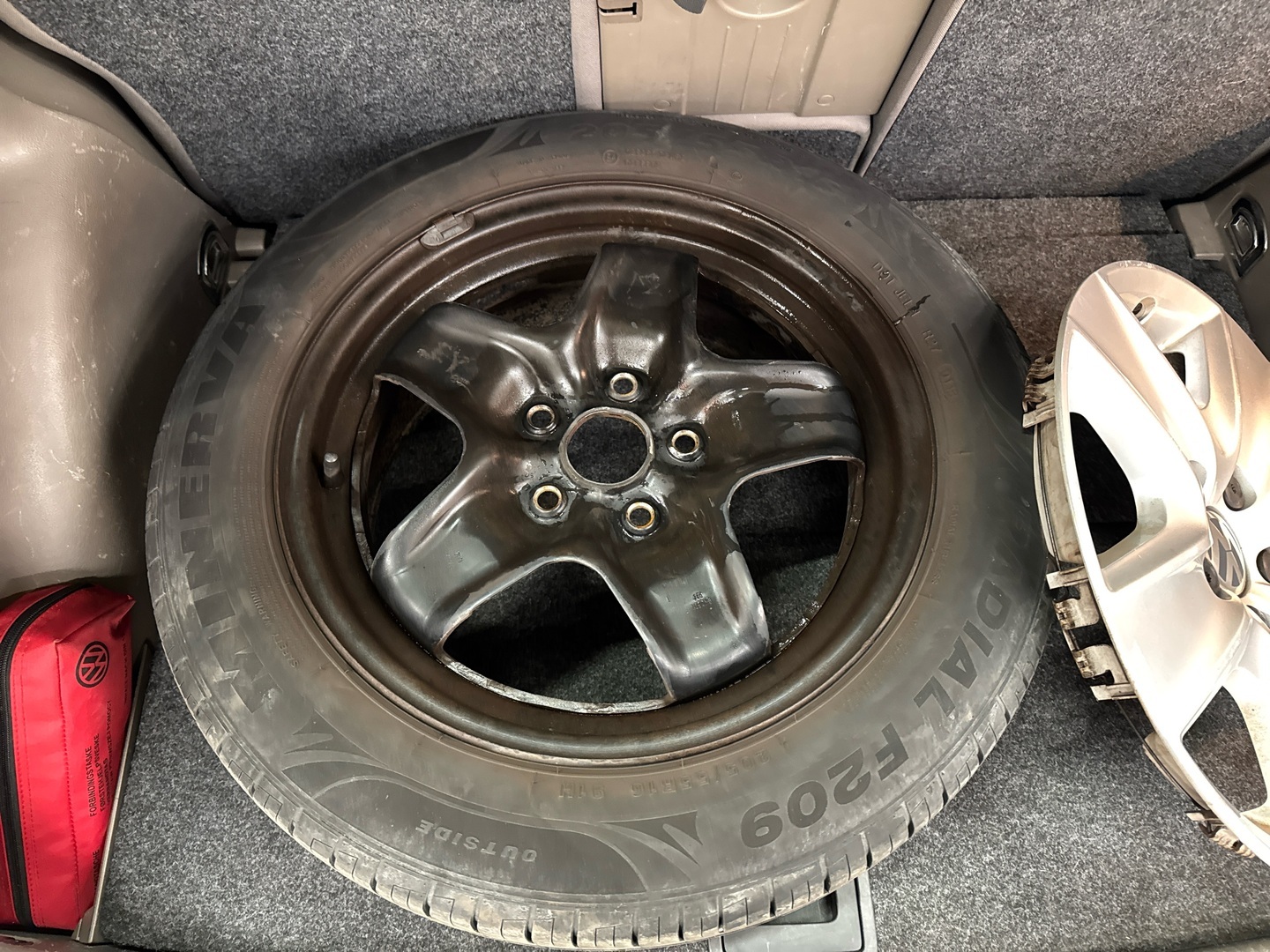 VOLKSWAGEN Golf Plus 2009