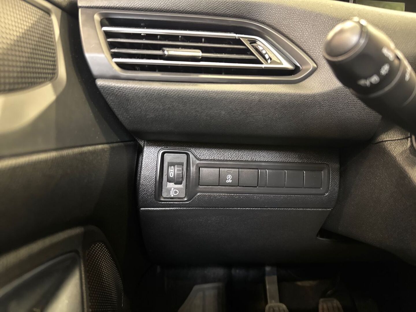 PEUGEOT 308 2019