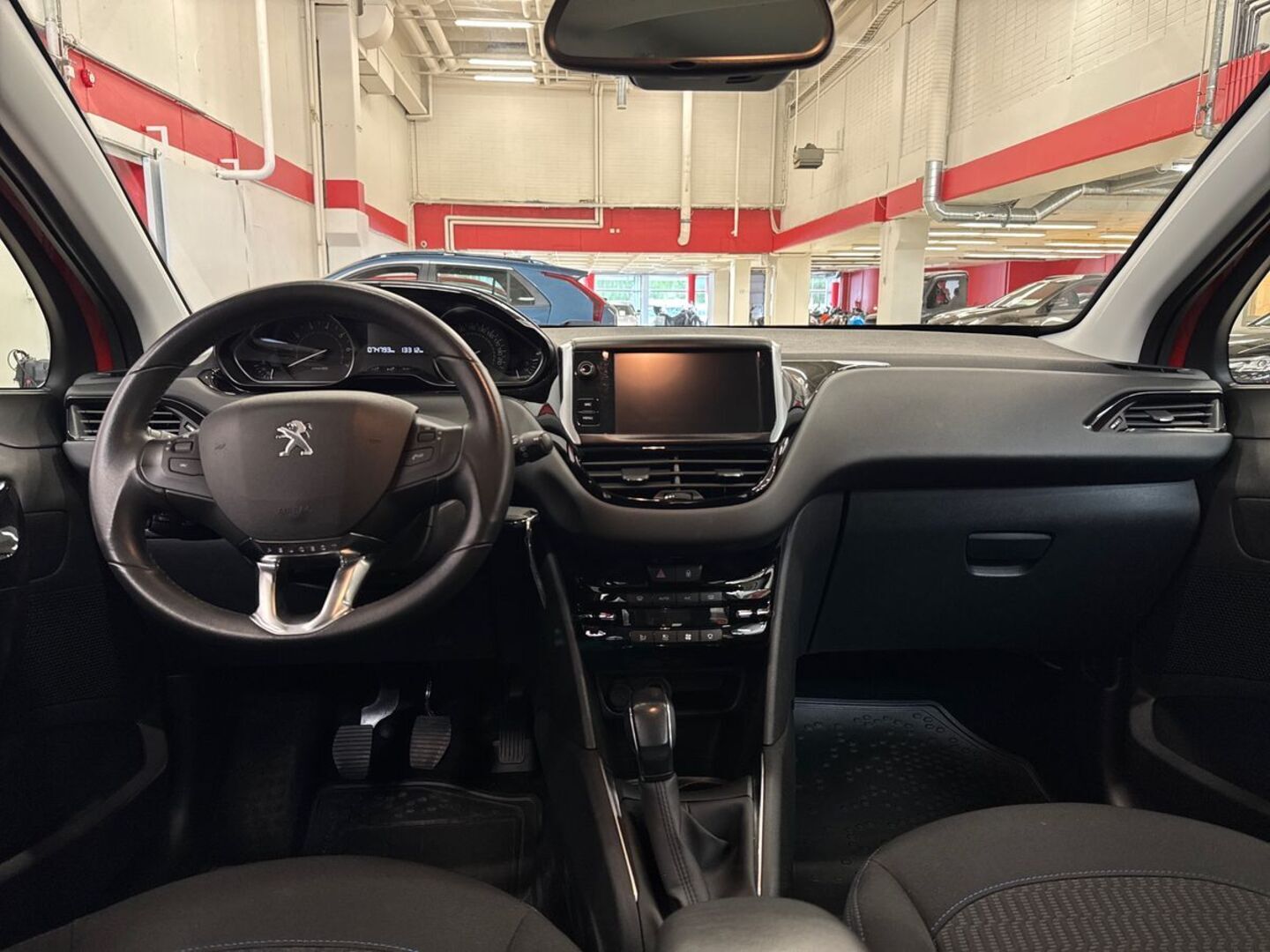 PEUGEOT 208 2019