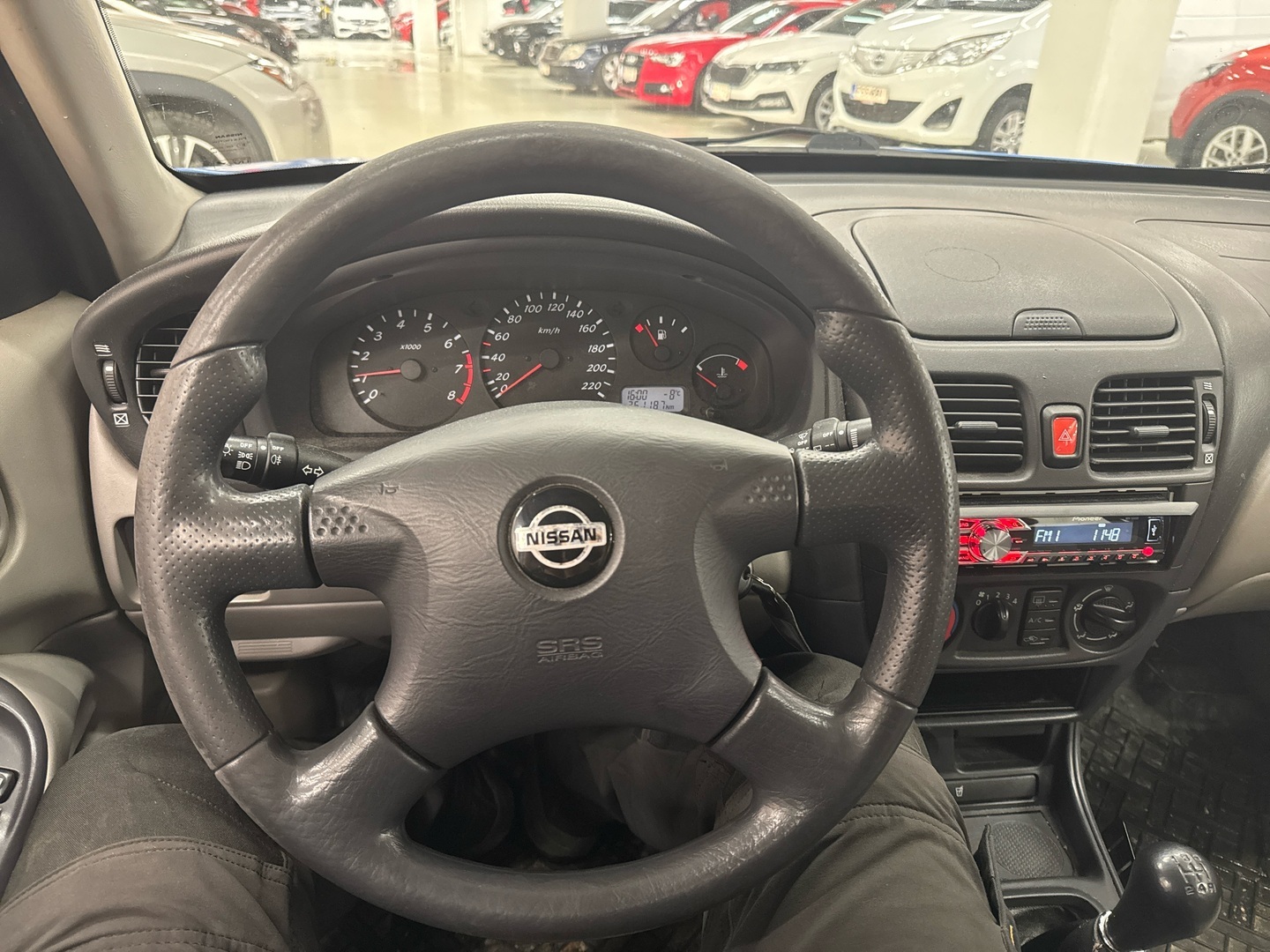 NISSAN Almera 2000