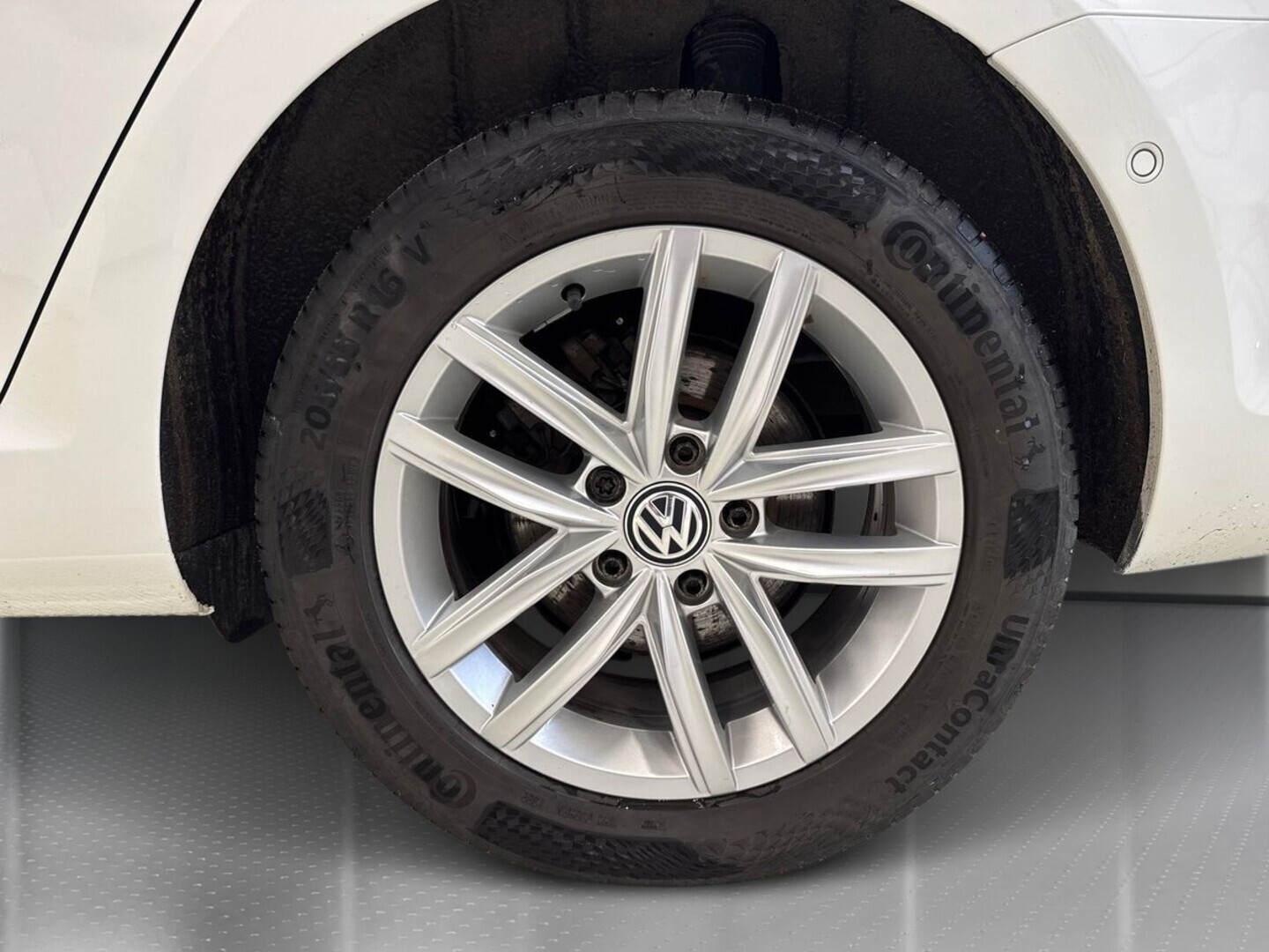 VOLKSWAGEN Golf 2018