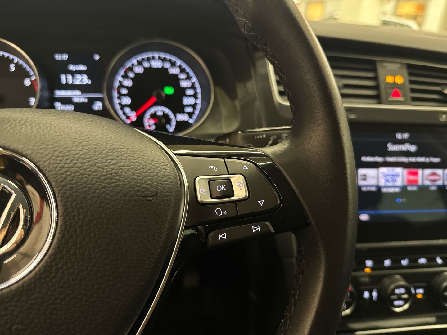 VOLKSWAGEN Golf 2018