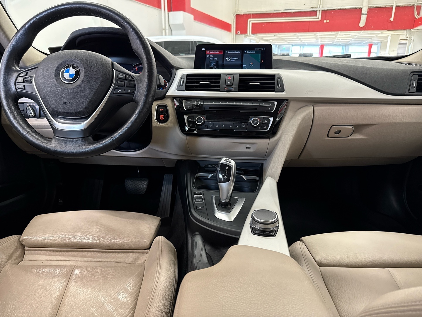 BMW 320 2018