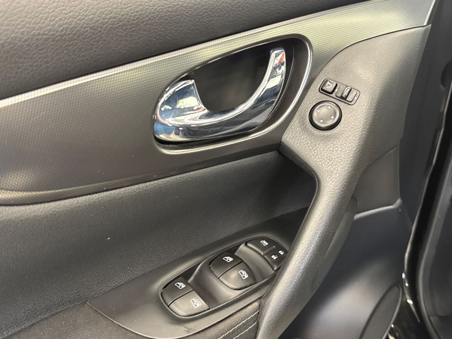 NISSAN Qashqai 2018