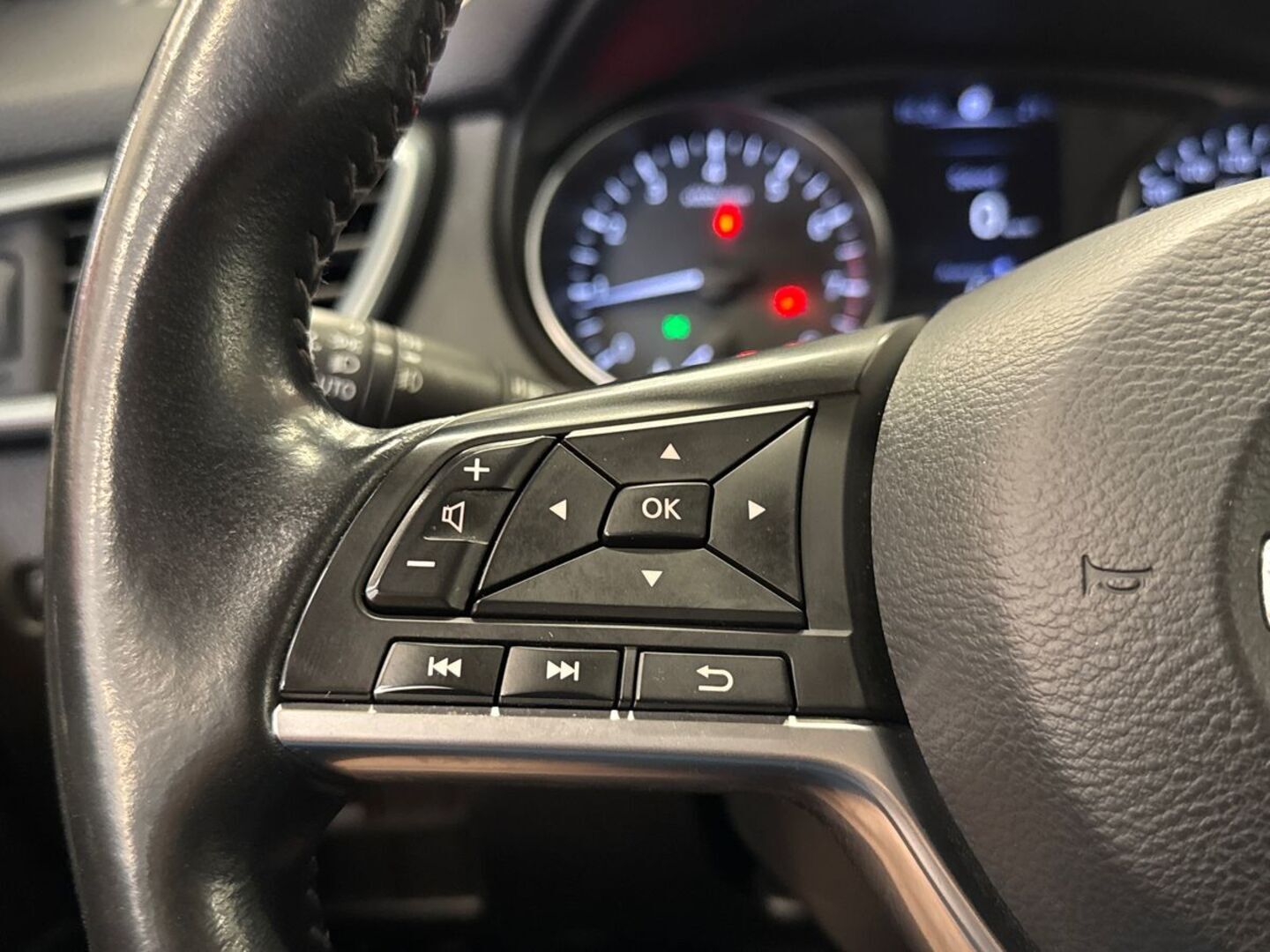 NISSAN Qashqai 2018
