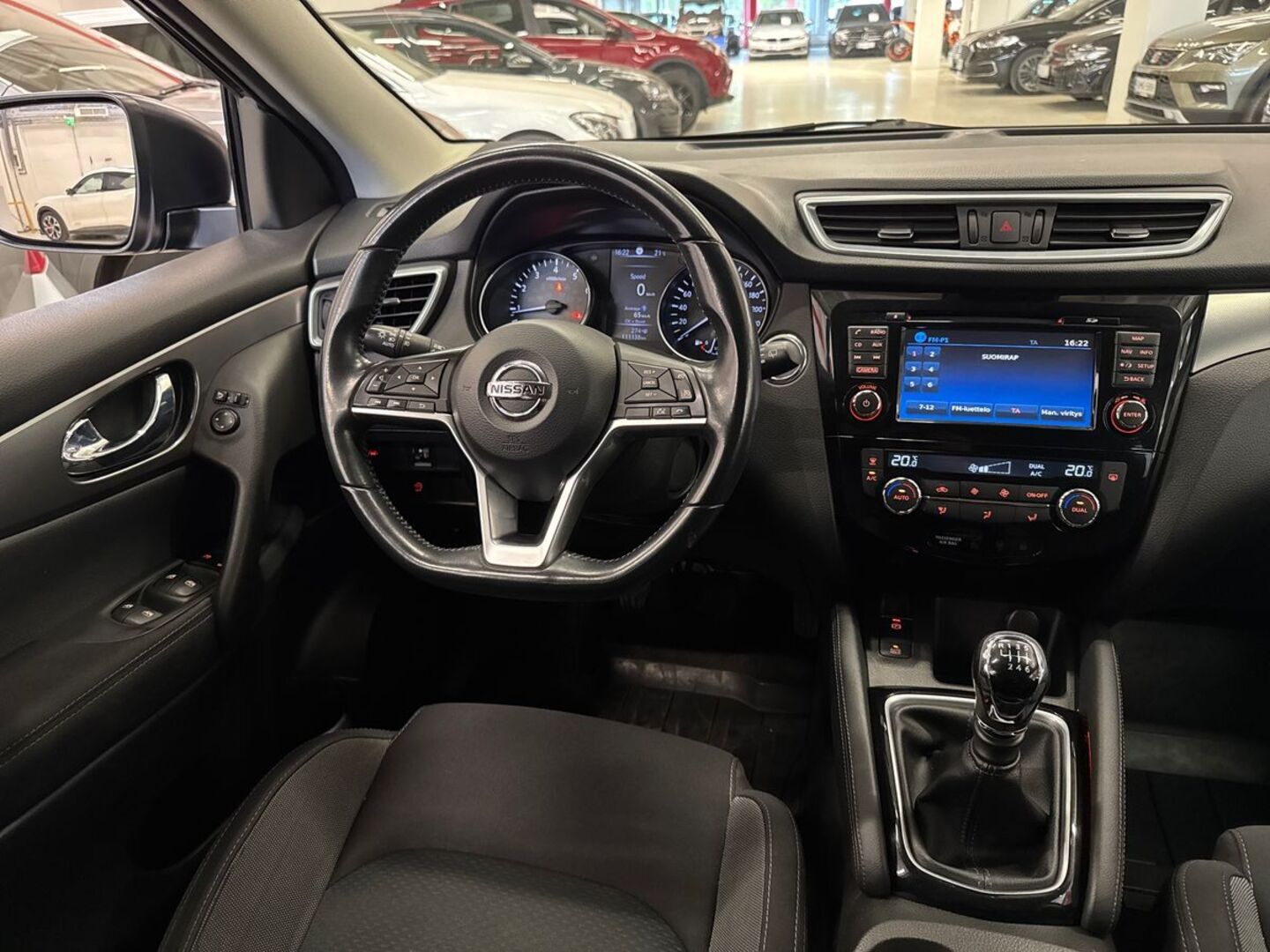 NISSAN Qashqai 2018
