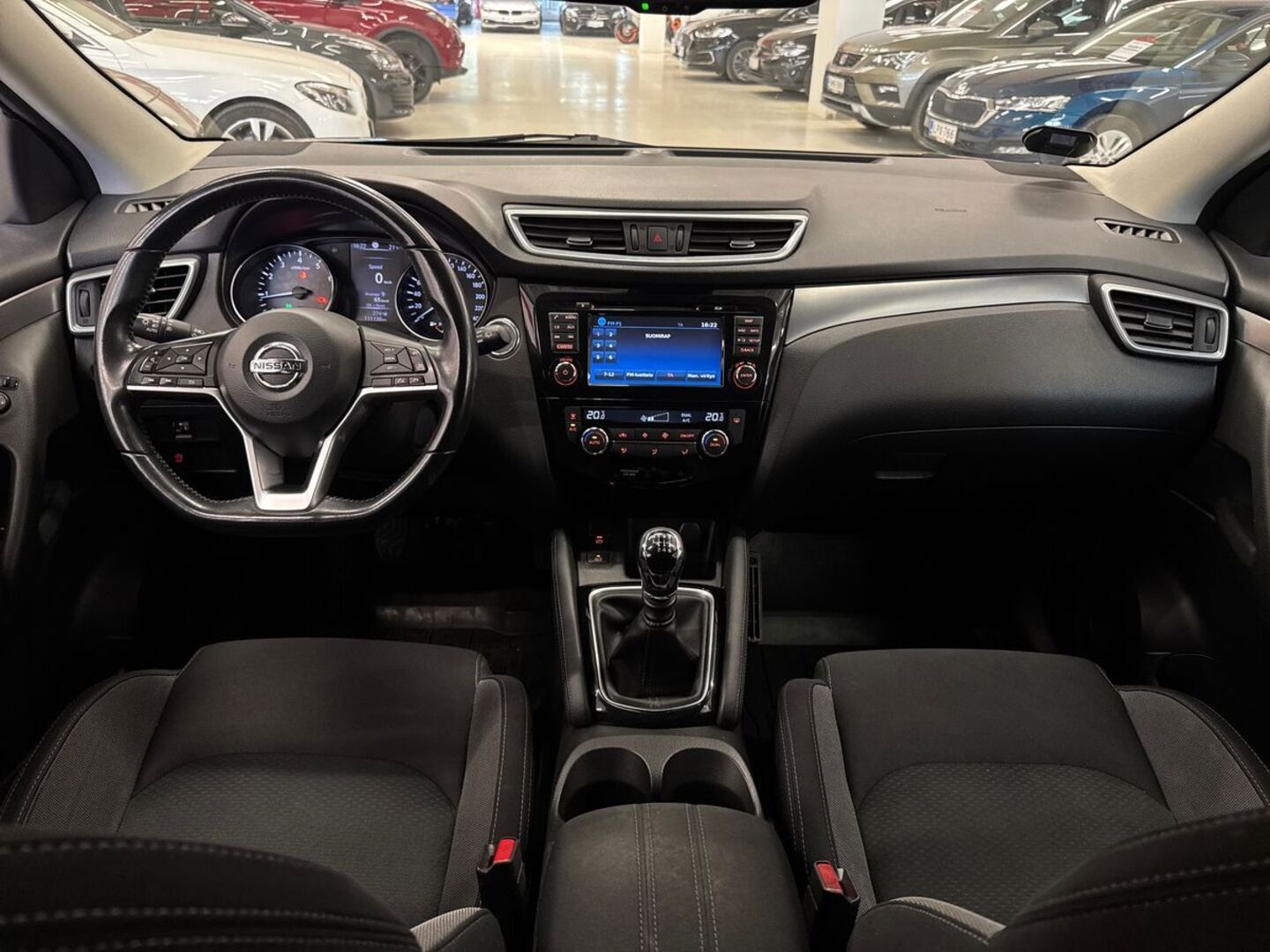 NISSAN Qashqai 2018