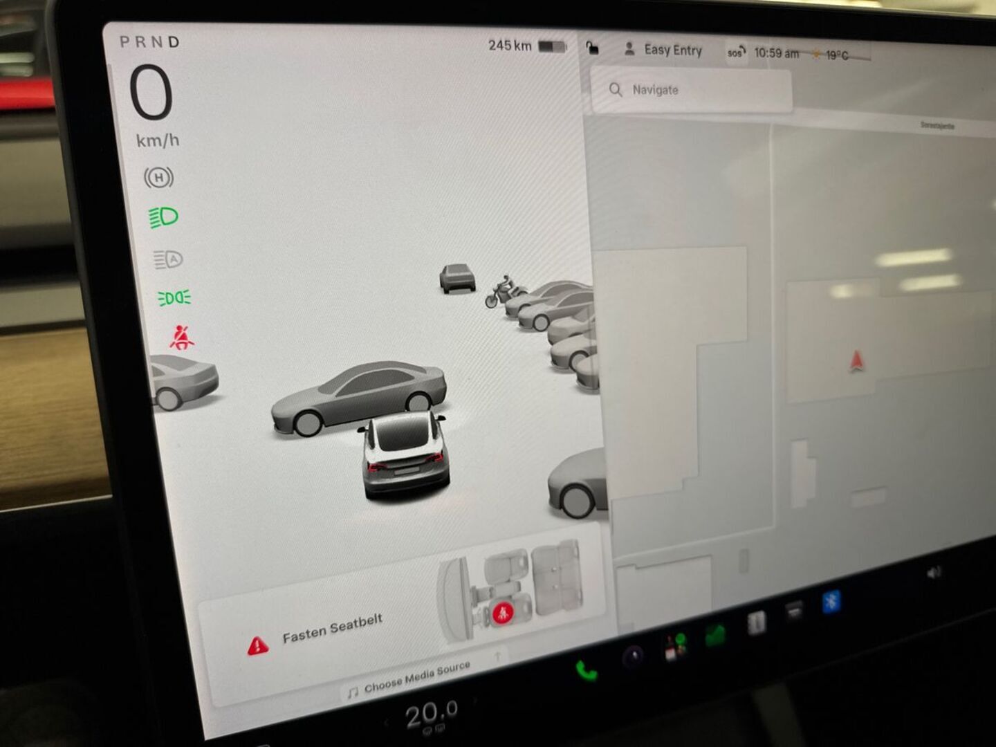TESLA Model 3 2022