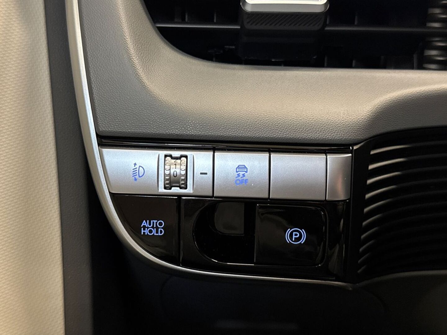HYUNDAI IONIQ 5 16