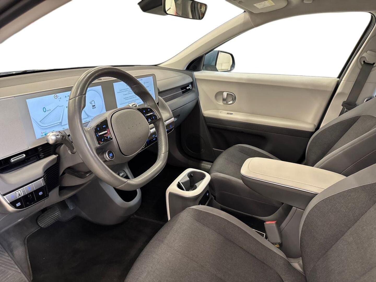 HYUNDAI IONIQ 5 7