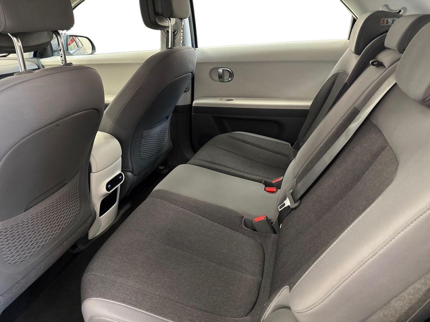 HYUNDAI IONIQ 5 9