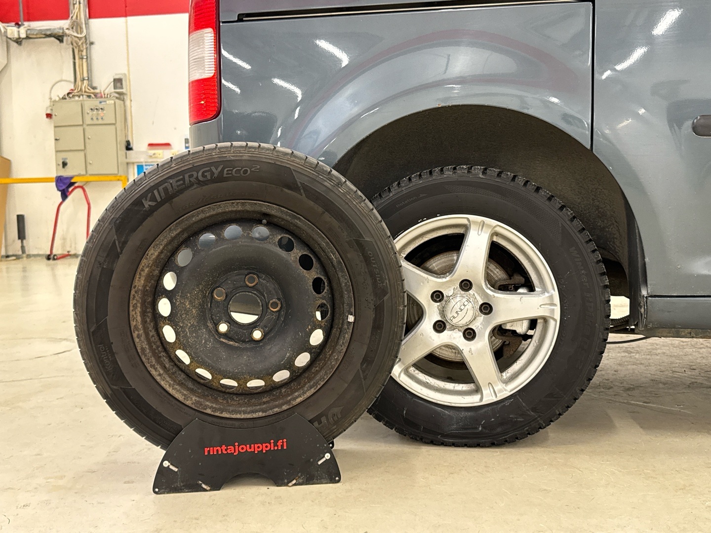 VOLKSWAGEN Caddy 2008