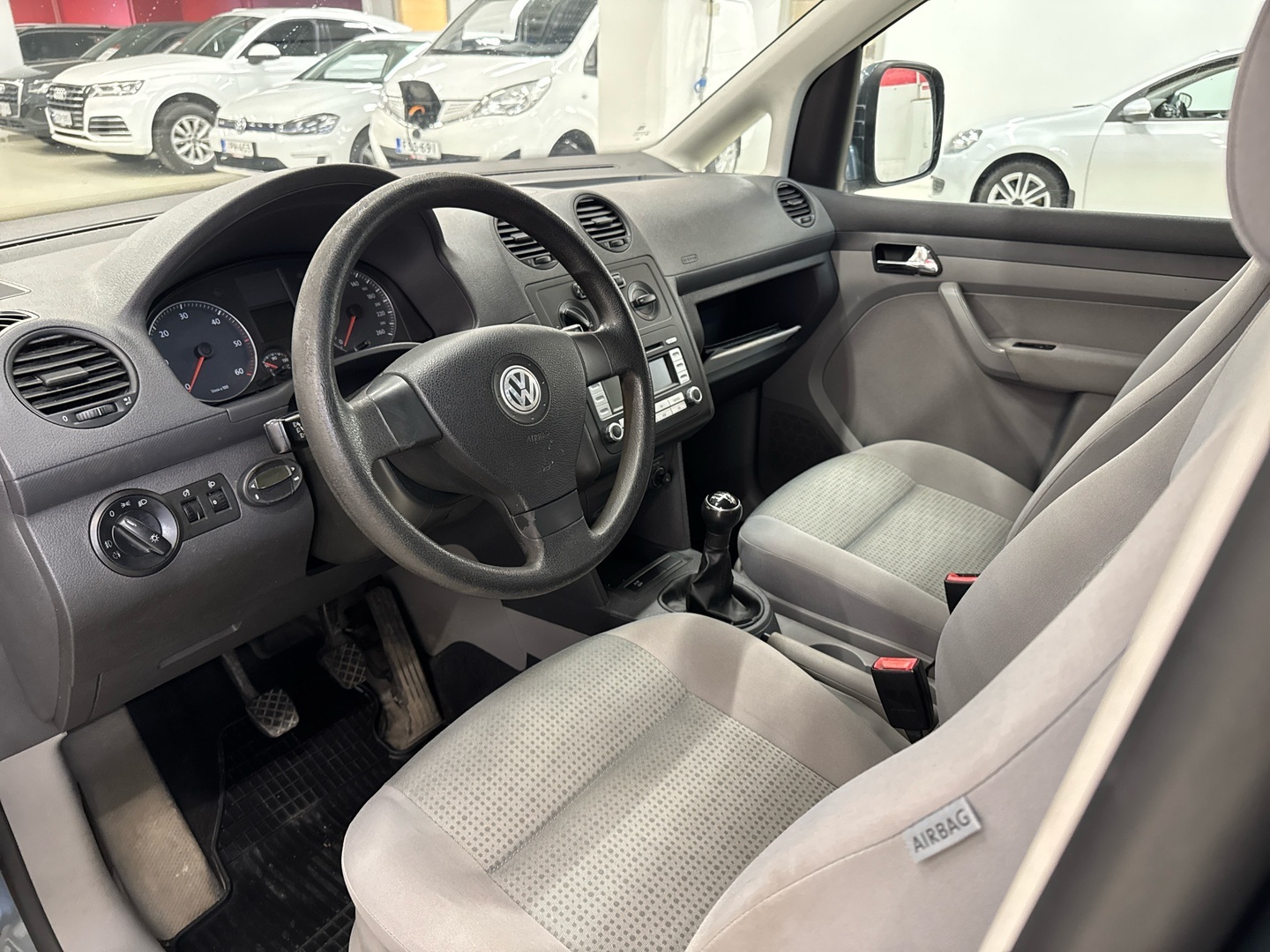 VOLKSWAGEN Caddy 2008