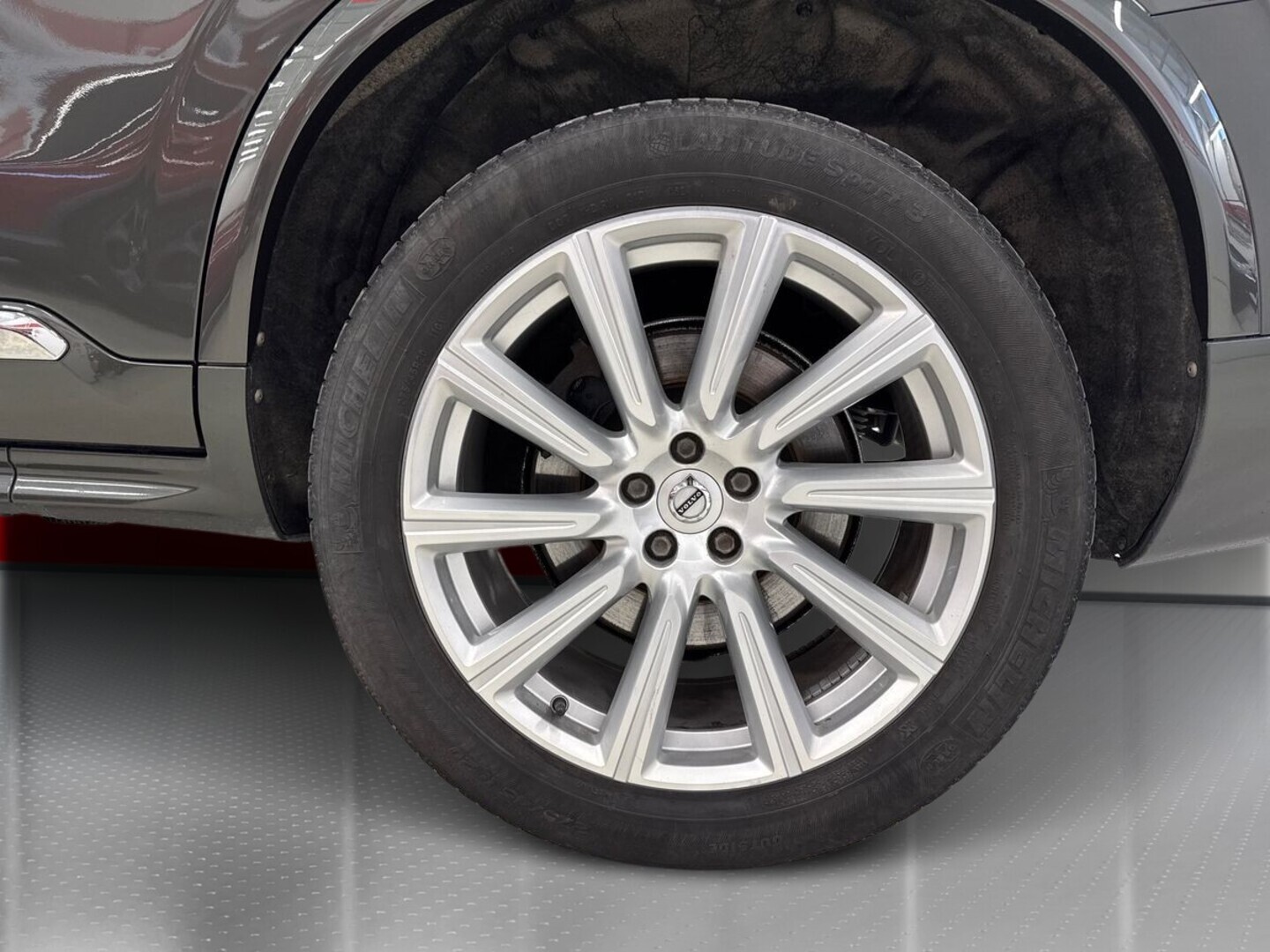VOLVO XC90 13
