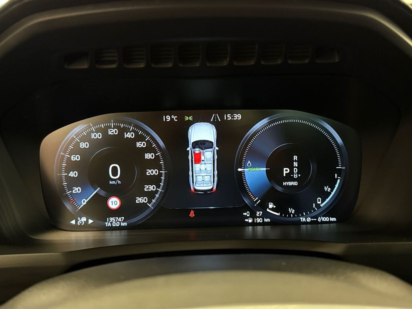 VOLVO XC90 19