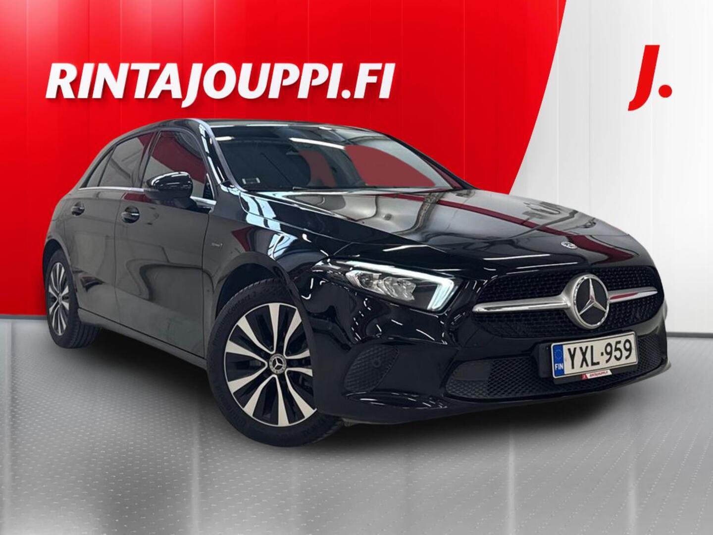 MERCEDES-BENZ A 2021
