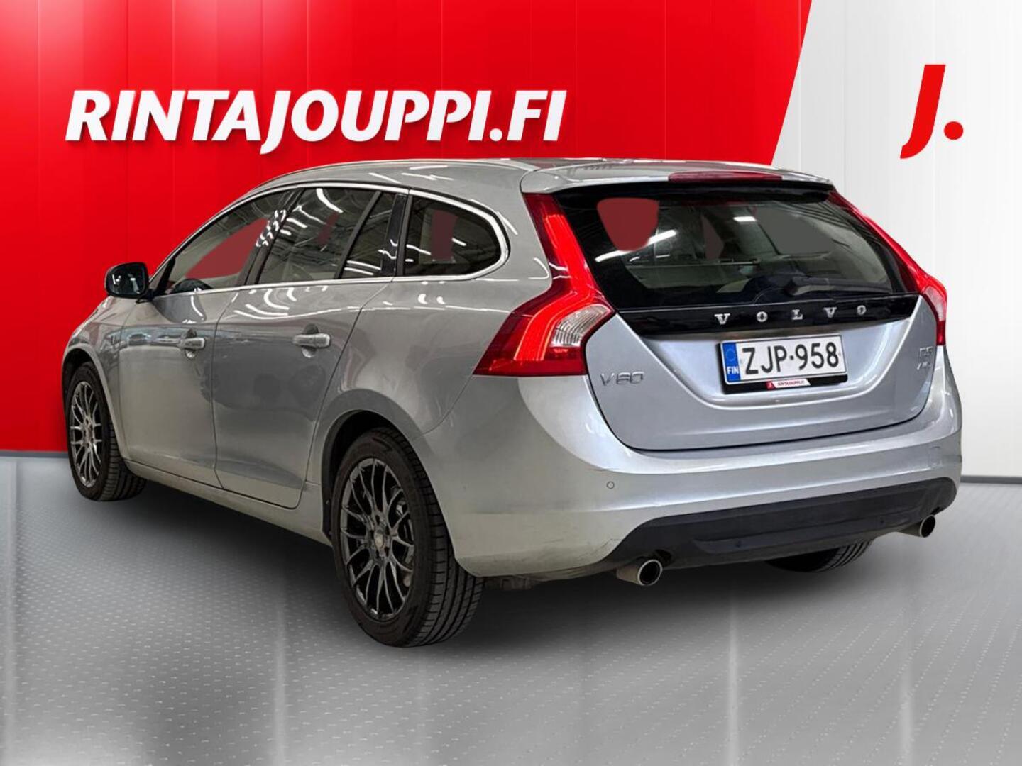 VOLVO V60 2012