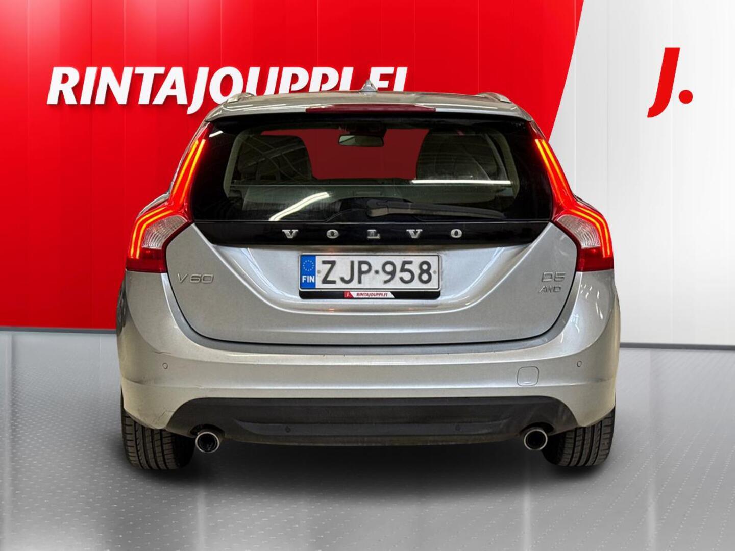 VOLVO V60 2012