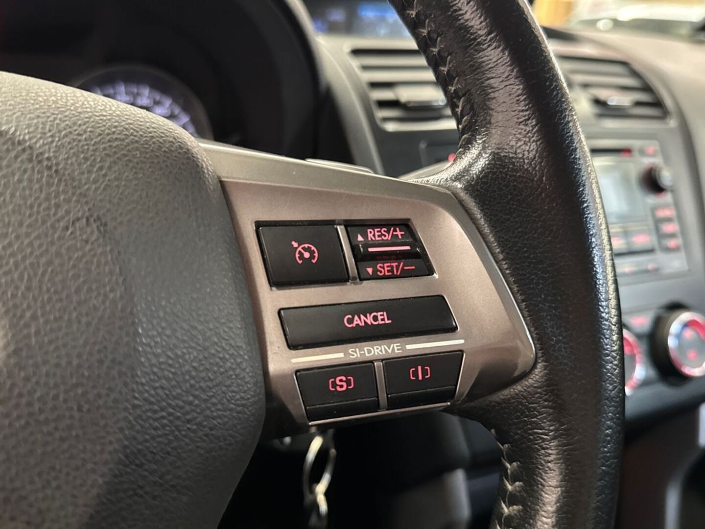 SUBARU Forester 2013