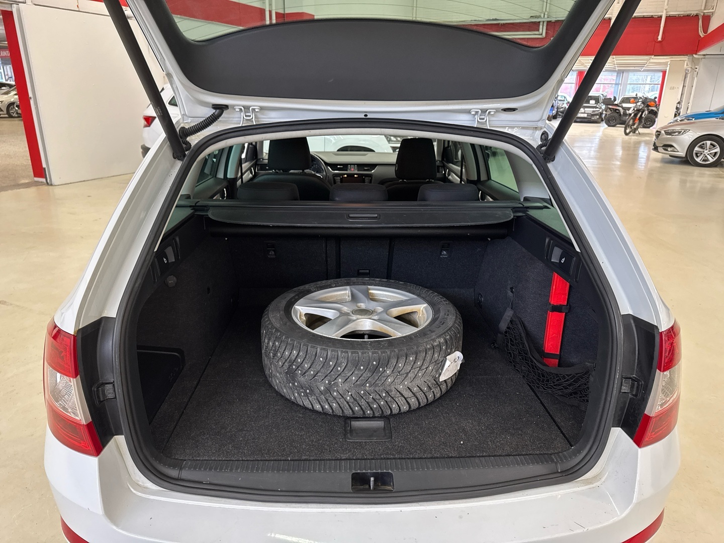 SKODA Octavia 2016