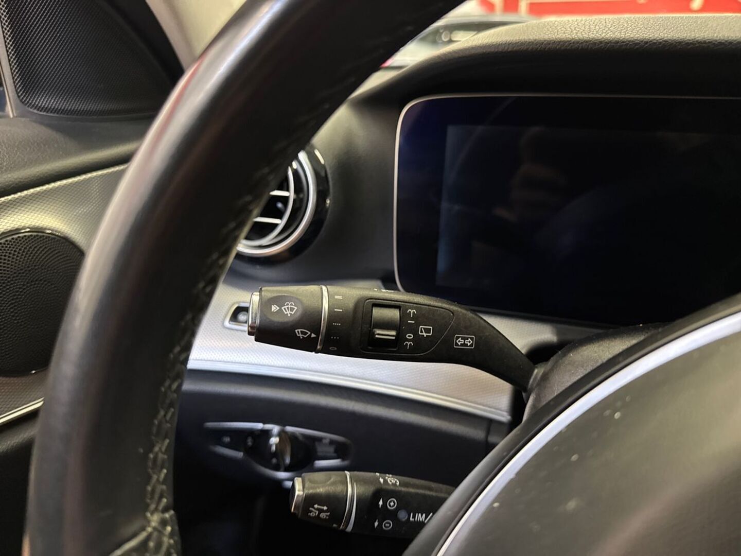 MERCEDES-BENZ E 2016