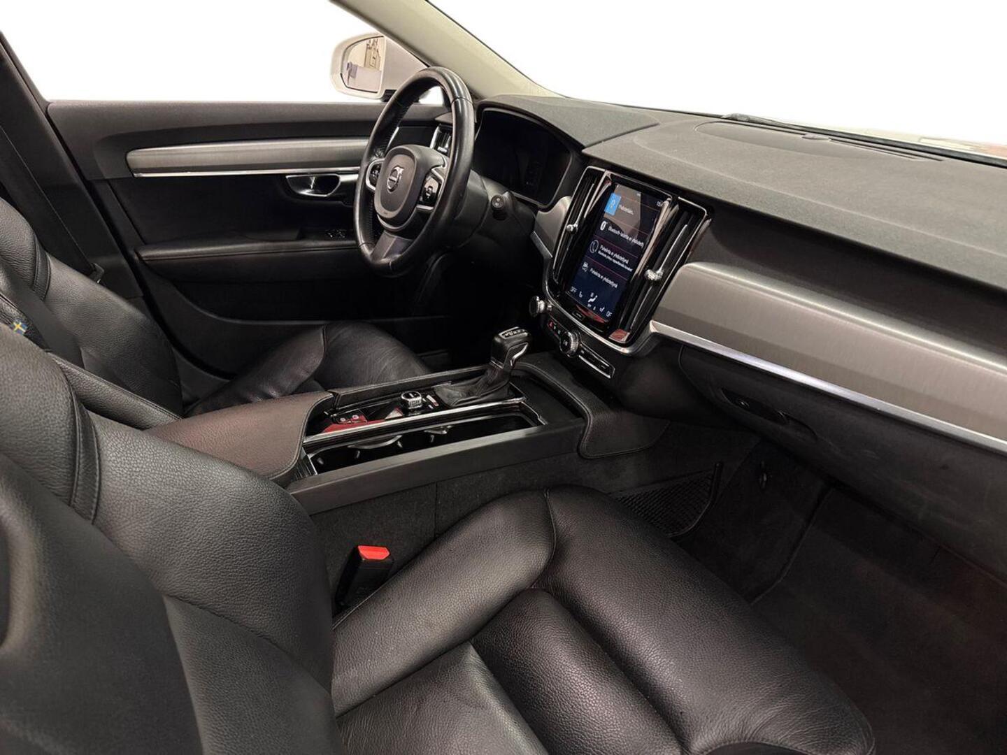 VOLVO V90 2017