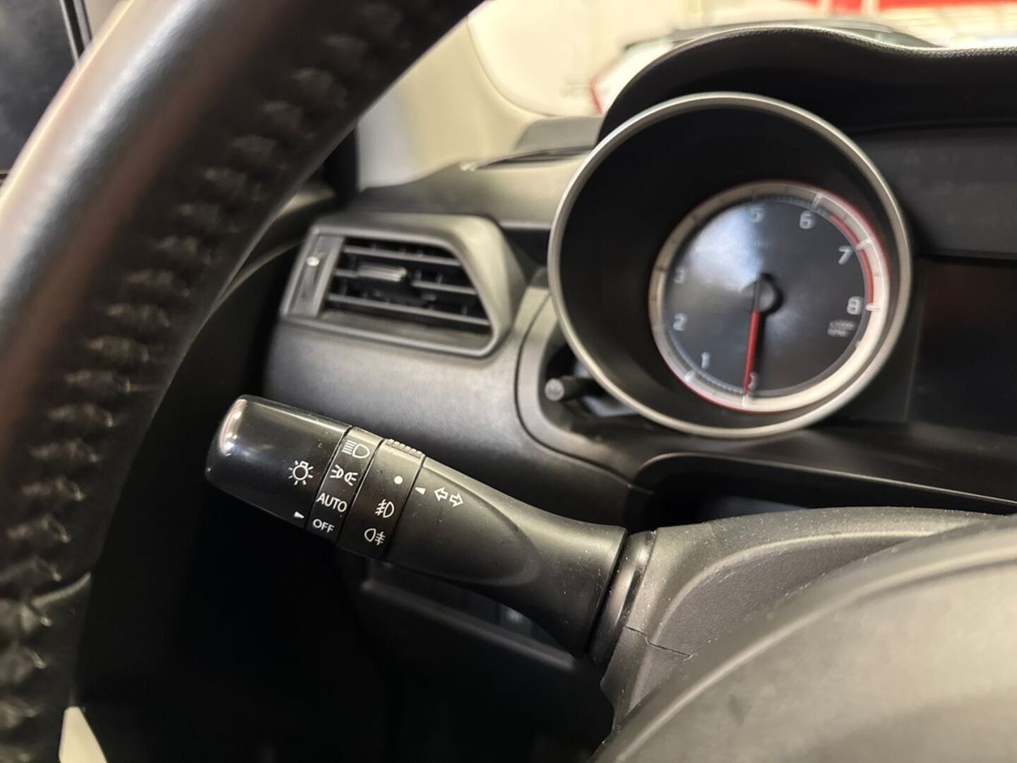 SUZUKI Swift 18