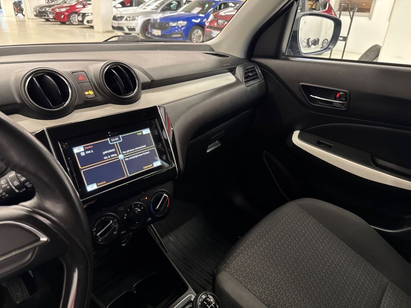 SUZUKI Swift 19