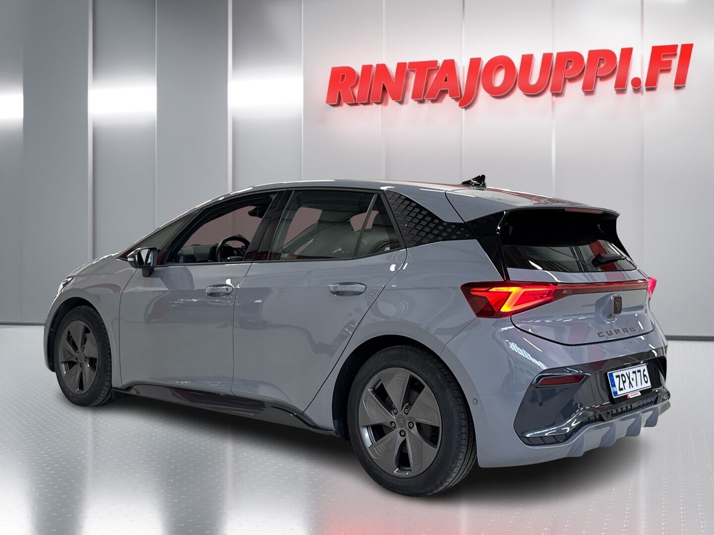 CUPRA Born 2023